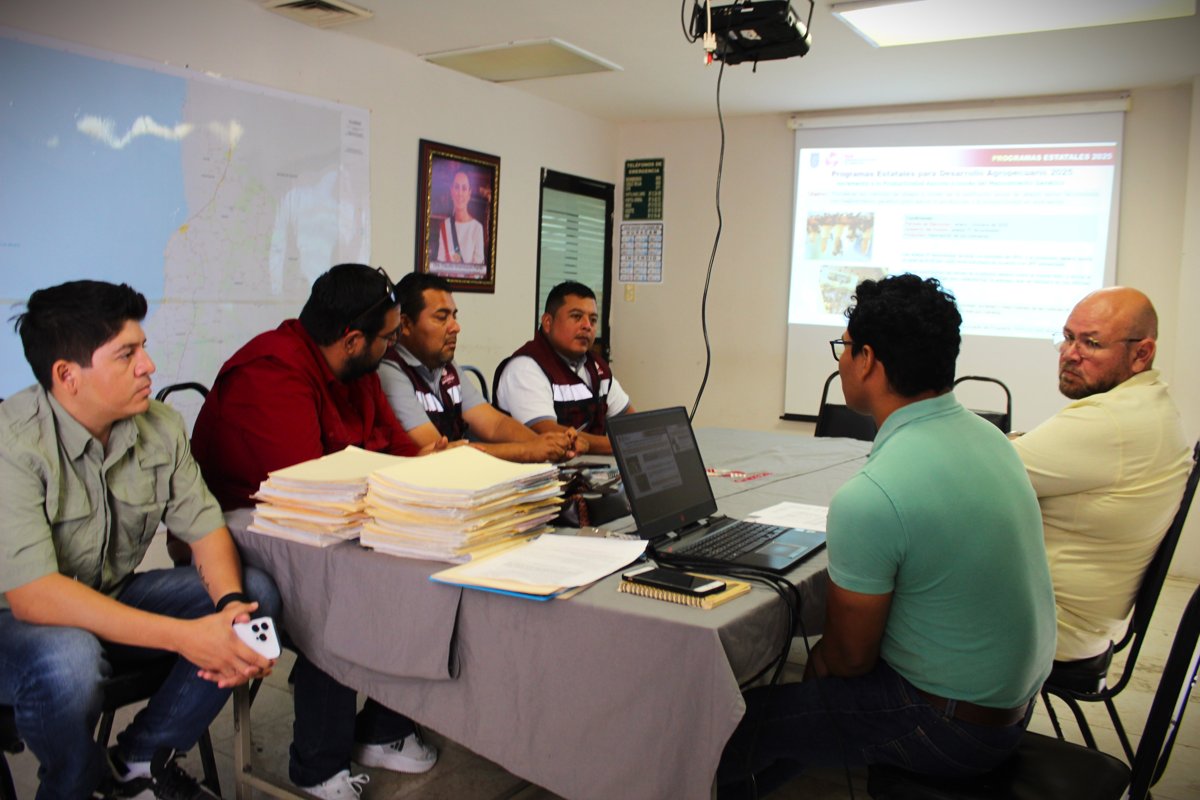 REUNIÓN DE DIFUSIÓN DE PROGRAMAS DE LA SDA CON AYUNTAMIENTOS DE ESCÁRCEGA Y CANDELARIA