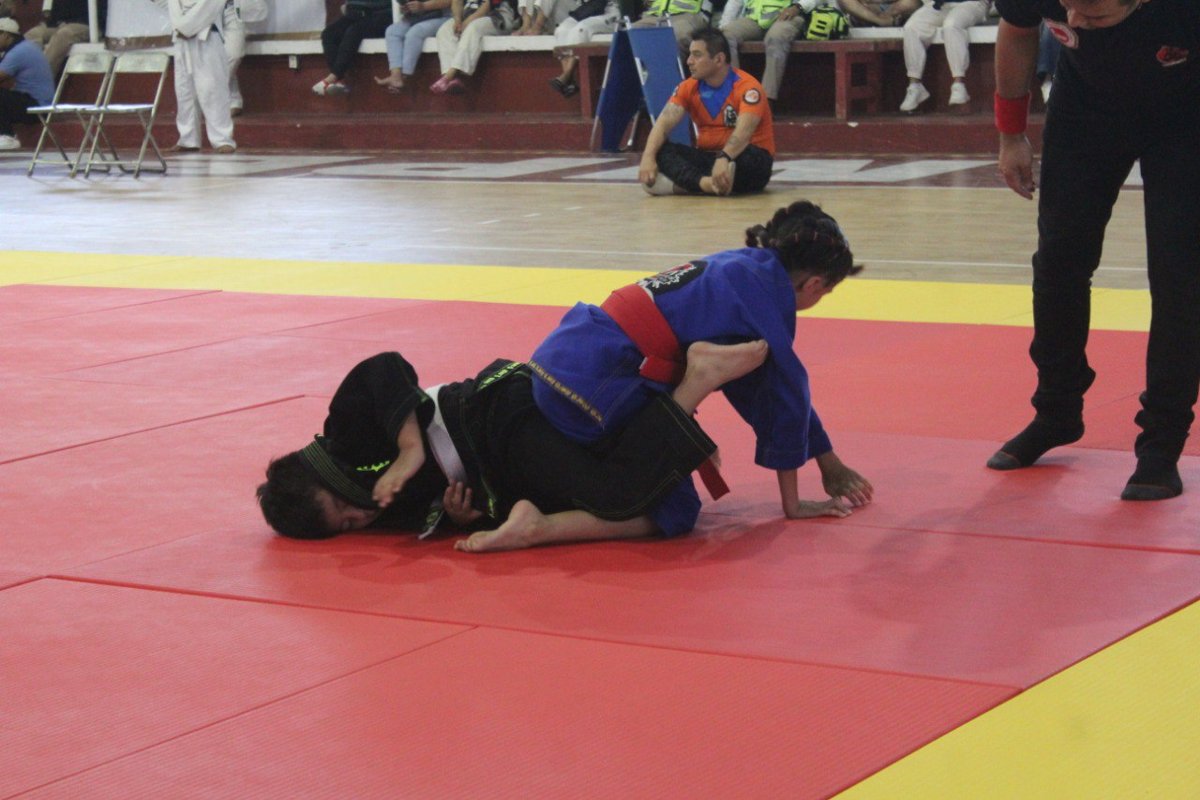 ÉXITO TOTAL EN EL REGIONAL ZONA SUR DE JIU JITSU MODALIDADES GI Y NOGI; RÉCORD DE PARTICIPACIÓN