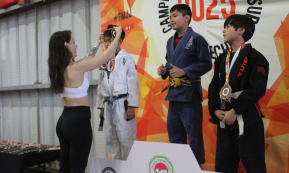 ÉXITO TOTAL EN EL REGIONAL ZONA SUR DE JIU JITSU MODALIDADES GI Y NOGI; RÉCORD DE PARTICIPACIÓN
