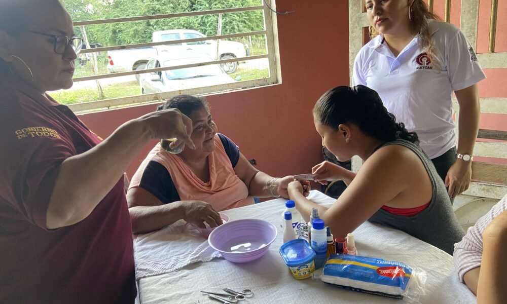 SUPERVISIÓN DE CURSOS IMPARTIDOS POR EL ICAT ACCIÓN MÓVIL PALIZADA EN LA COMUNIDAD EL ZAPOTE EN CD. CARMEN