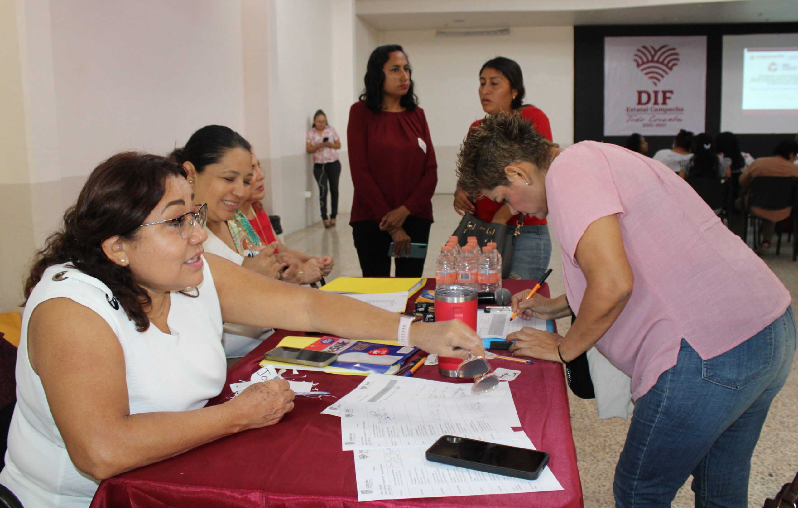 IMEC IMPARTE EL TALLER “SOMOS PARTES DE LA SOLUCIÓN” A LAS Y LOS REPRESENTANTES DE LOS 27 CDC DEL SISTEMA DIF ESTATAL, COMO PARTE DE LA OBTENCIÓN DEL DISTINTIVO MORADO