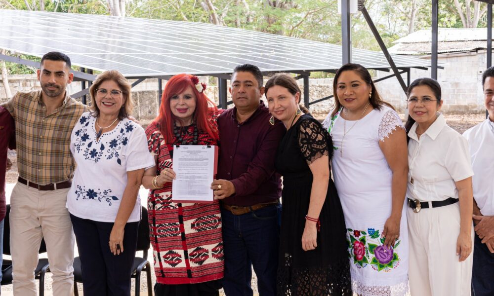 PANELES SOLARES REDUCEN COSTO DE BOMBEO DE AGUA EN COMUNIDADES