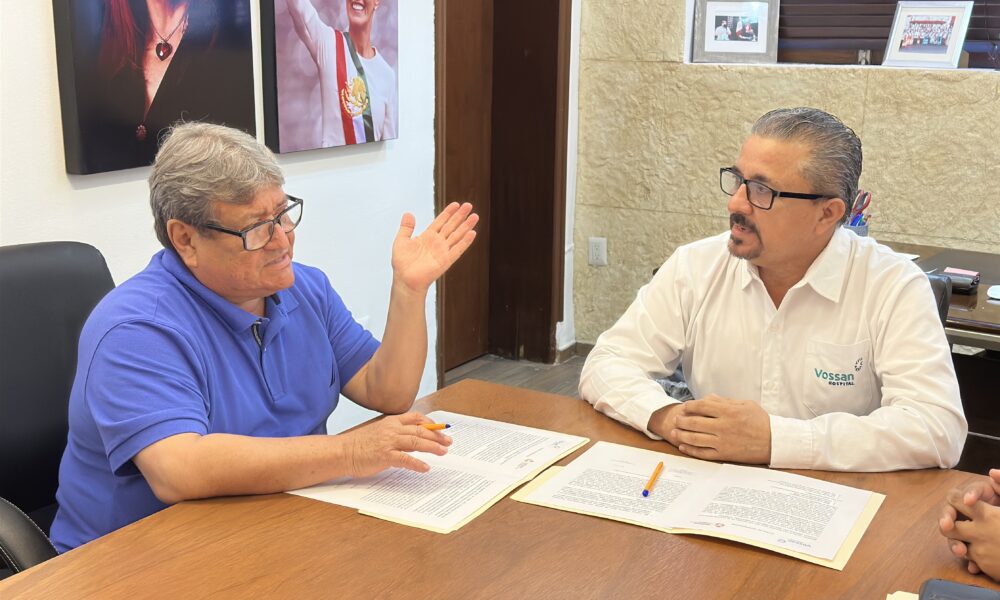 FIRMA DE CONVENIO ENTRE ISSSTECAM Y HOSPITAL VOSSAN