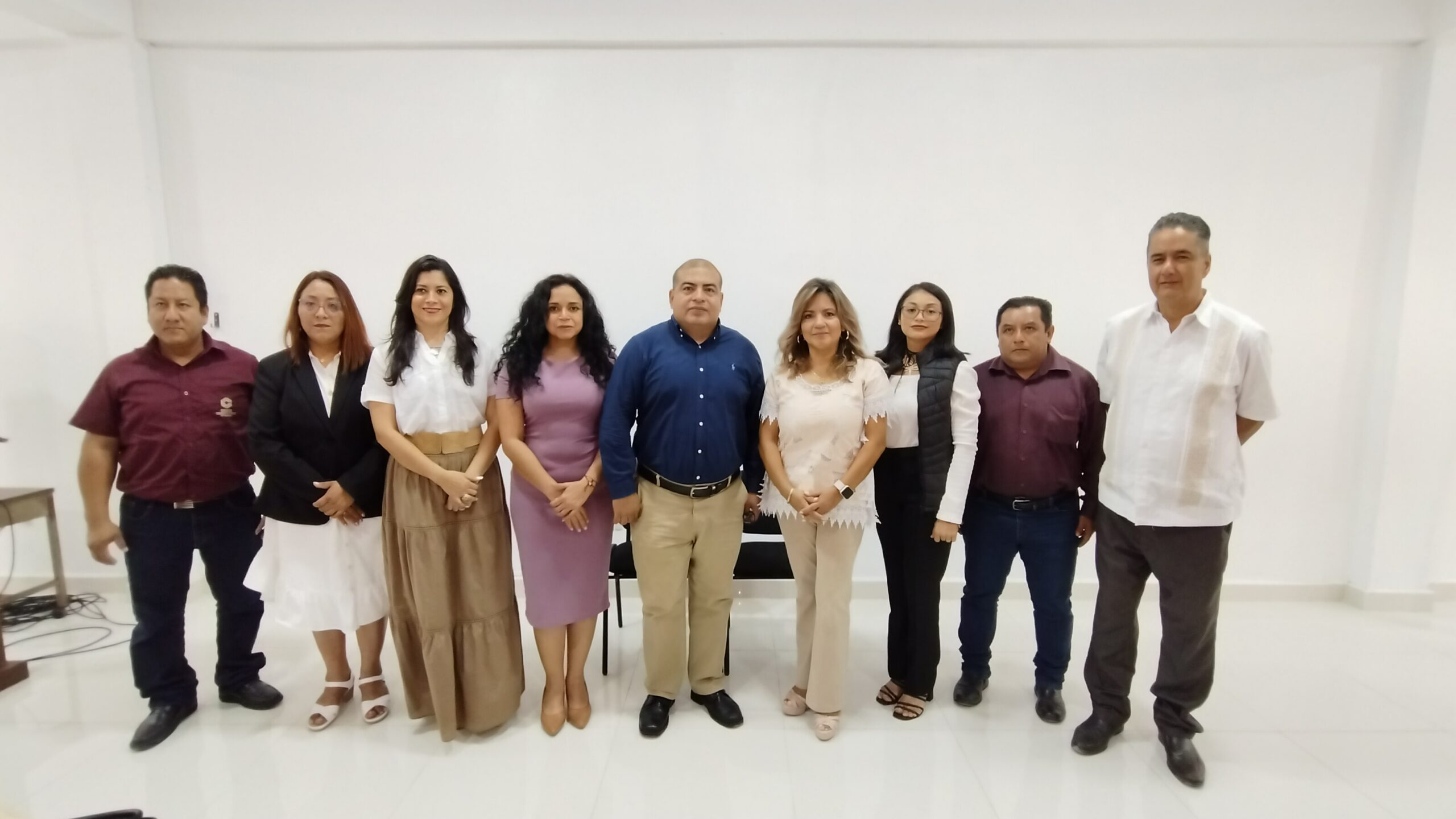 ÉTICA Y VALORES PARA UN MEJOR SERVICIO PÚBLICO