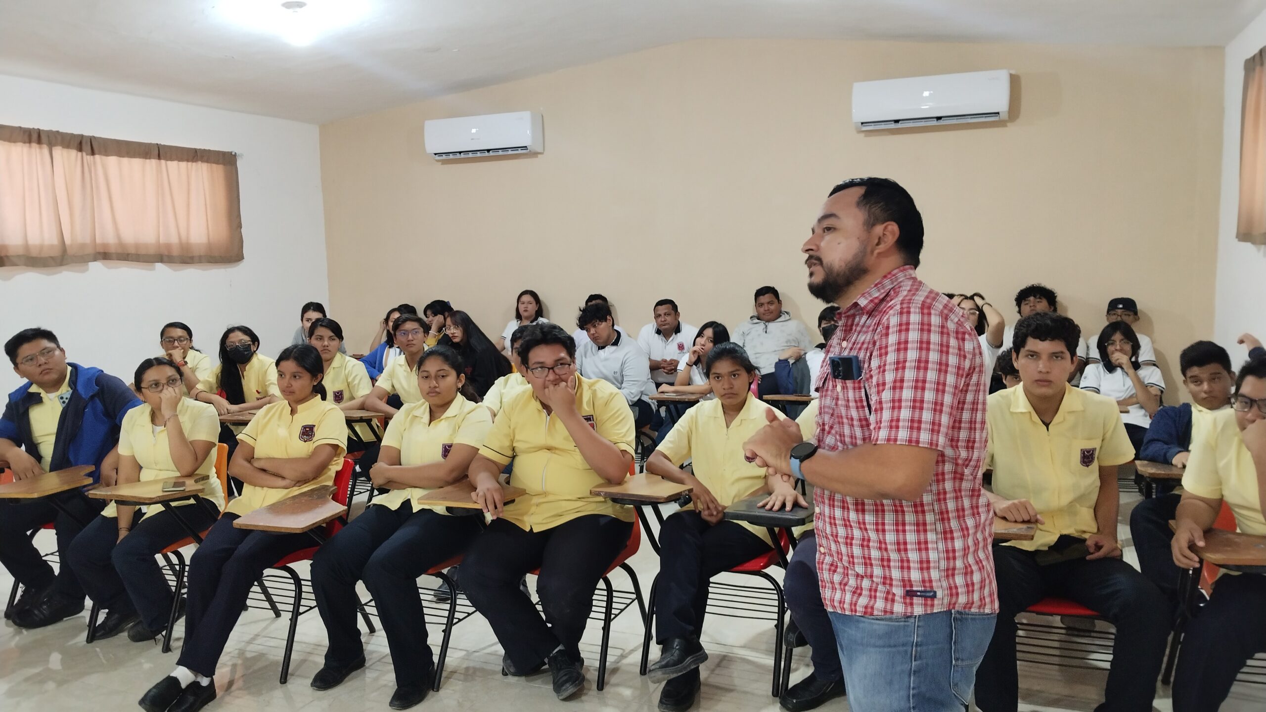 DE JOVEN A JOVEN SENSIBILIZA EN LA PREVENCIÓN DE LA VIOLENCIA DE GÉNERO Y EMBARAZO EN ADOLESCENTES