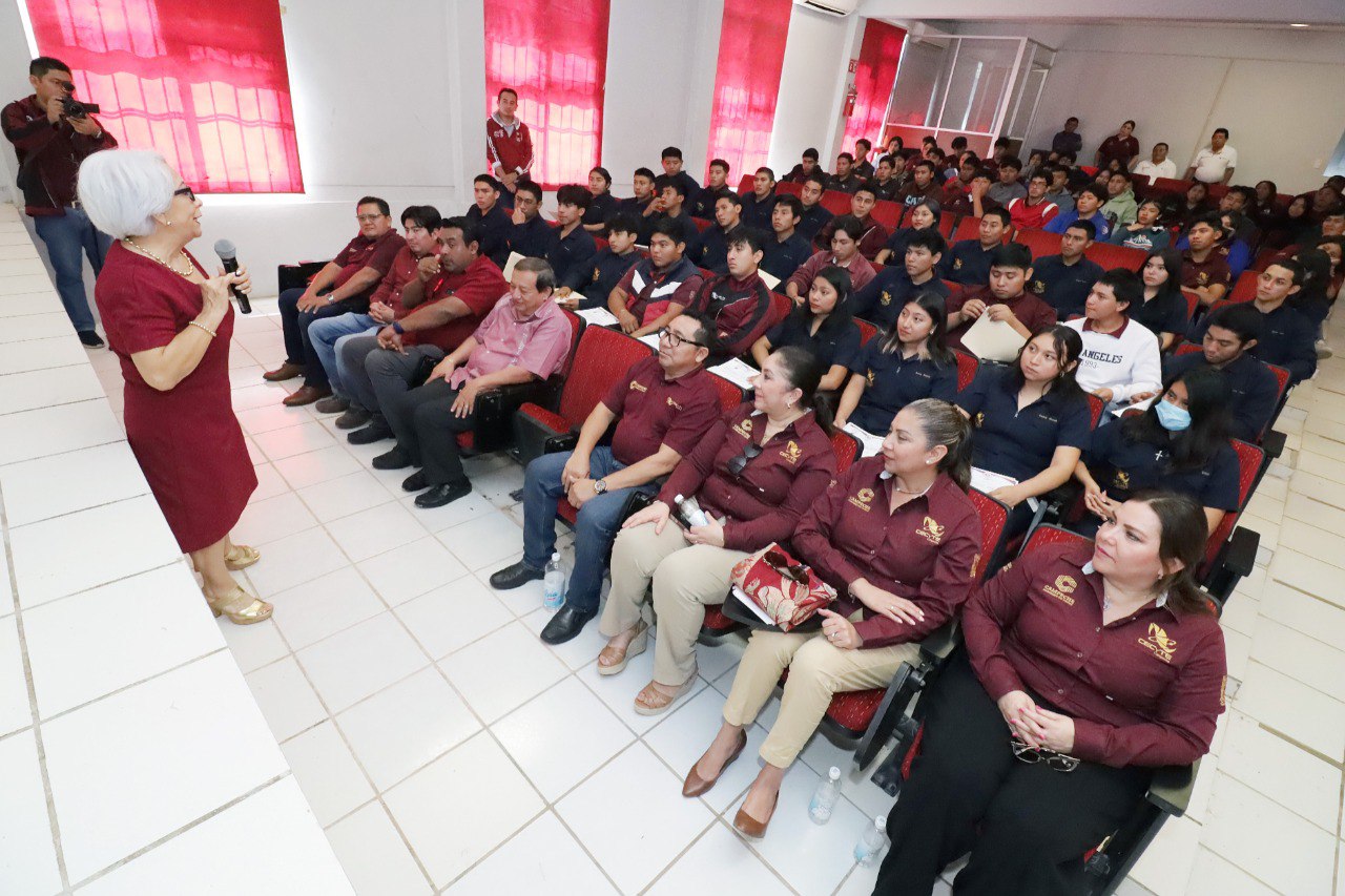 CECyTEC E ICATCAM CAPACITAN A JÓVENES PRÓXIMOS TÉCNICOS EN CONSTRUCCIÓN