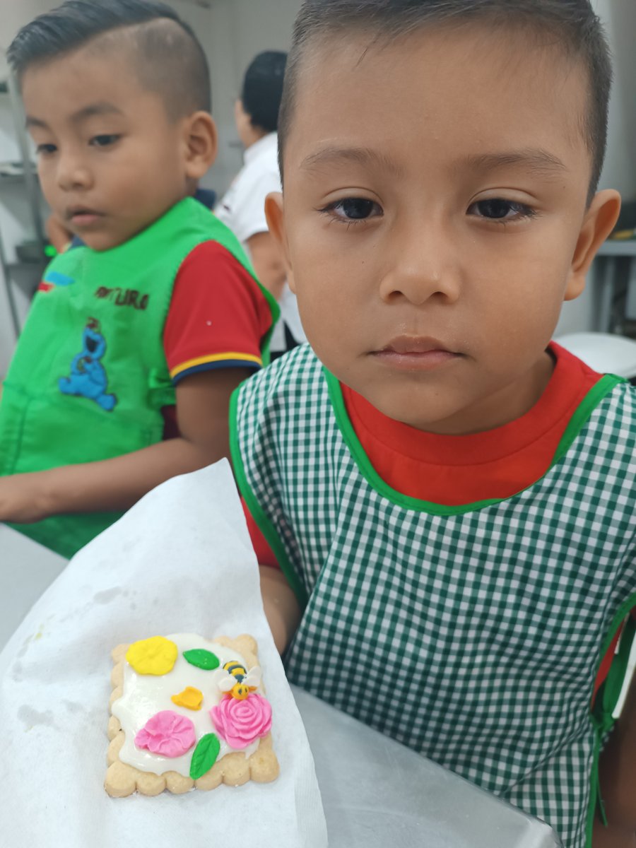 CLASE MUESTRA DE ELABORACIÓN Y DECORACIÓN DE GALLETAS PARA EL JARDÍN DE NIÑOS “JACINTO CANEK” DEL MUNICIPIO DE TENABO