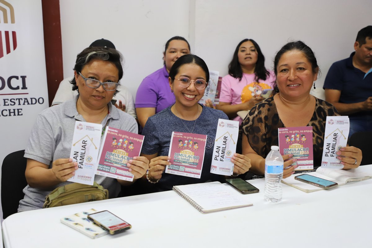 SE IMPARTIÓ EL CURSO USO Y MANEJO DE EXTINTORES