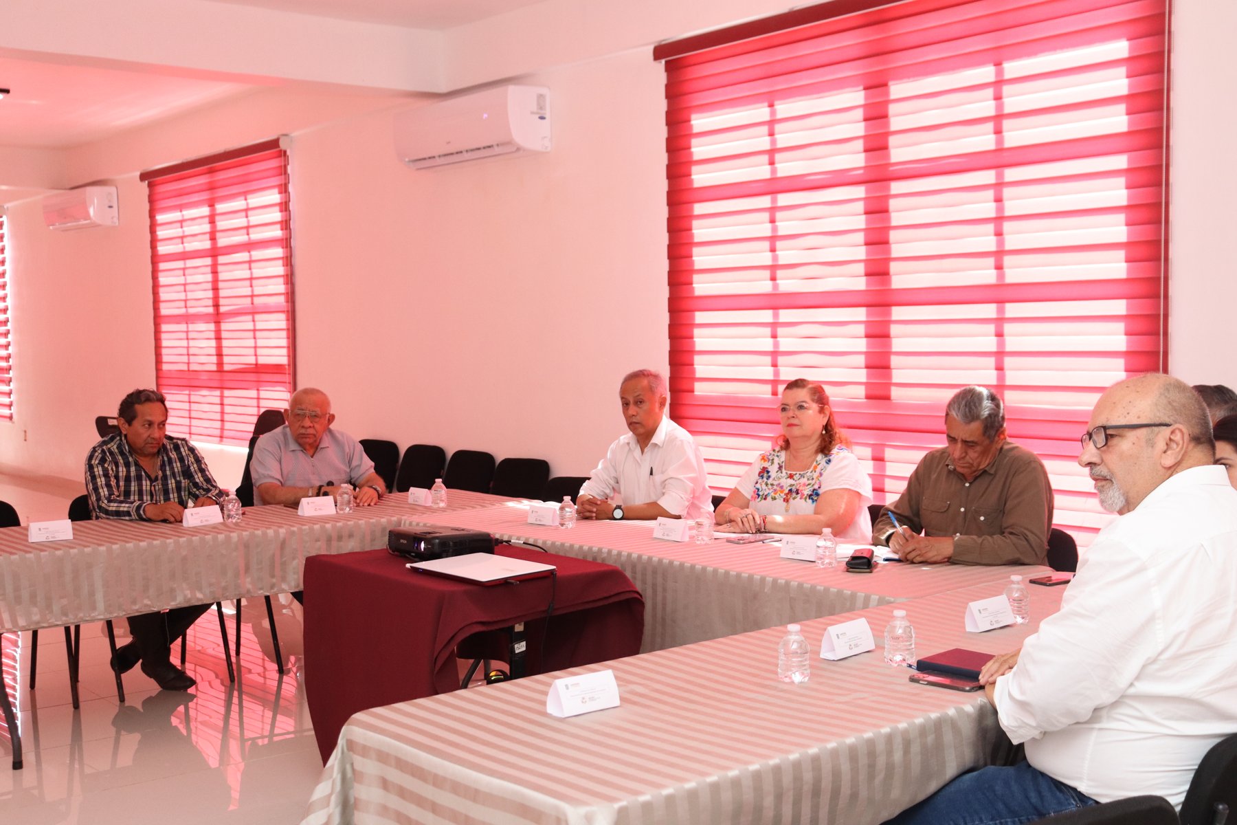 CAMPECHE ACTIVA COMITÉ DE DONACIONES Y CENTROS DE ACOPIO PARA GARANTIZAR TRANSPARENCIA EN AYUDA A AFECTADOS