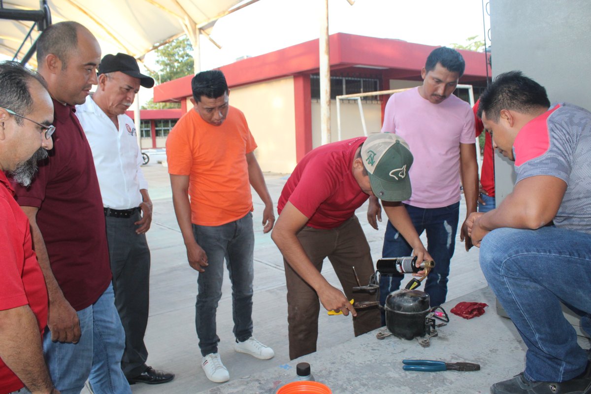 APERTURA DE LA RUTA DE APRENDIZAJE EN AUXILIAR TÉCNICO EN AIRE ACONDICIONADO RESIDENCIAL DEL ICAT PLANTEL CANDELARIA