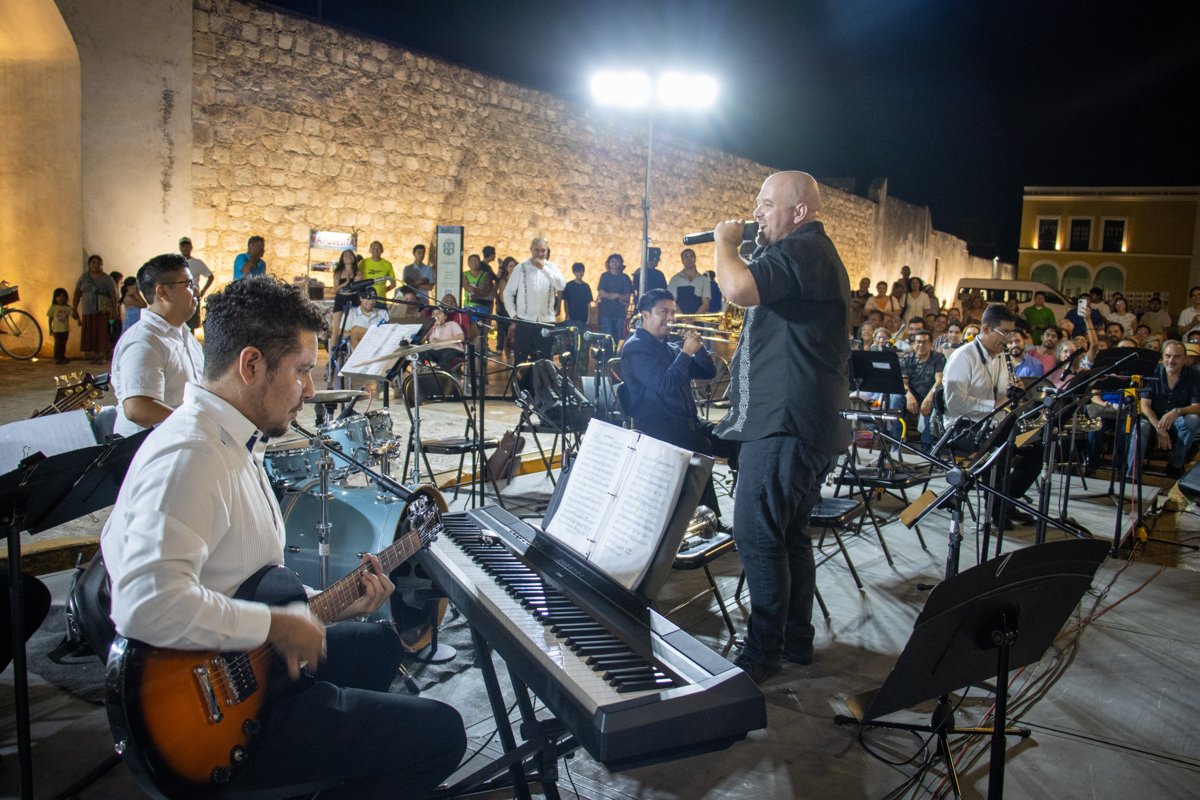 INSTITUTO DE CULTURA Y ARTES PRESENTA A LA BIG BAND DE JAZZ CAMPECHE EN EL CENTRO HISTÓRICO DE LA CIUDAD