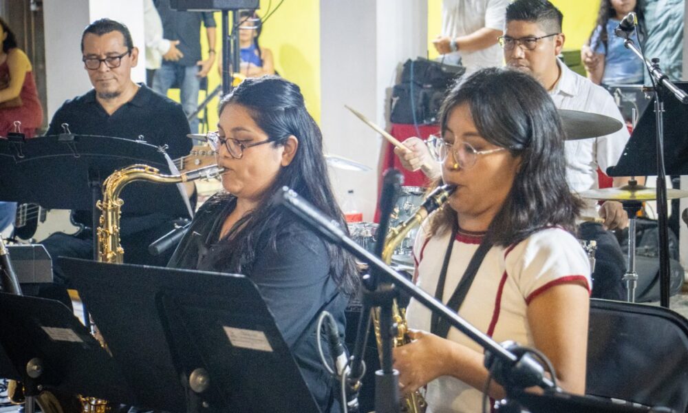 INSTITUTO DE CULTURA Y ARTES PRESENTA A LA BIG BAND DE JAZZ CAMPECHE EN EL CENTRO HISTÓRICO DE LA CIUDAD
