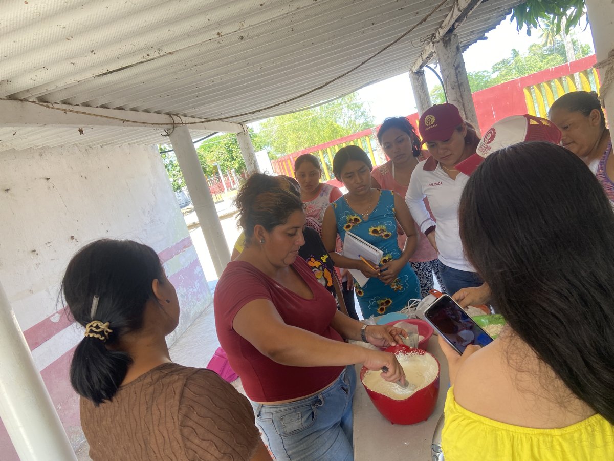 SUPERVISIÓN DEL ICAT ACCIÓN MÓVIL PALIZADA A CURSOS DE REPOSTERÍA EN LA COMUNIDAD DE SAN EDUARDO DE ESTE MUNICIPIO