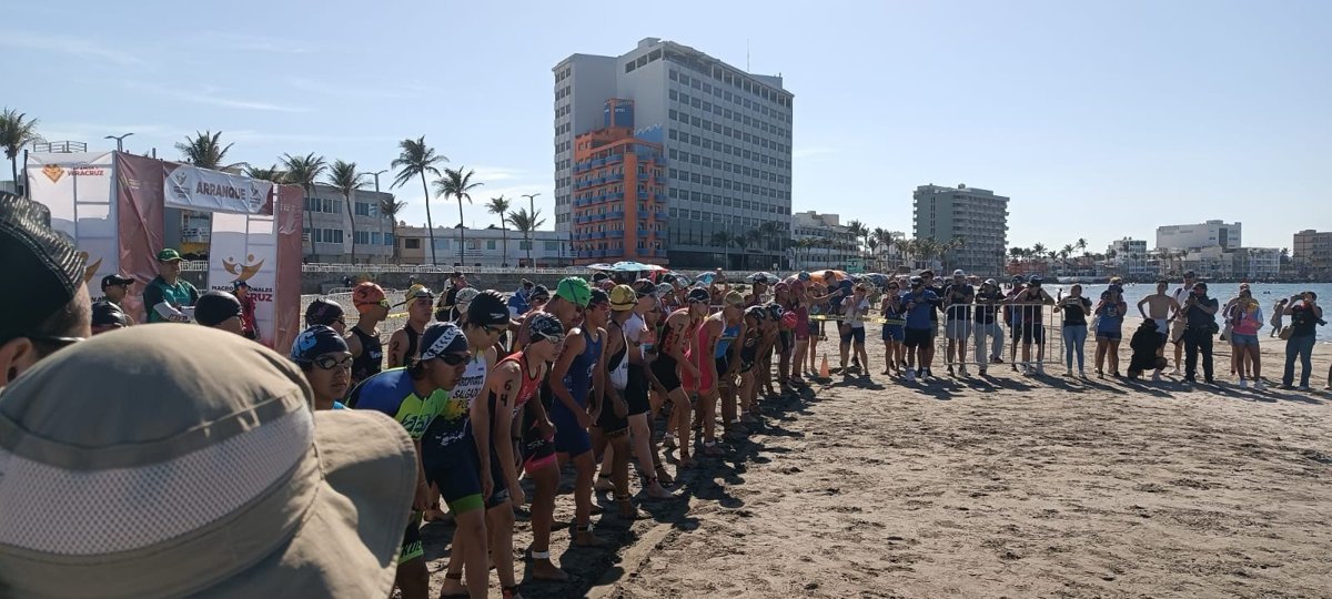 SEIS CAMPECHANOS CLASIFICAN A OLIMPIADA NACIONAL EN MACRORREGIONAL DE TRIATLÓN EN VERACRUZ