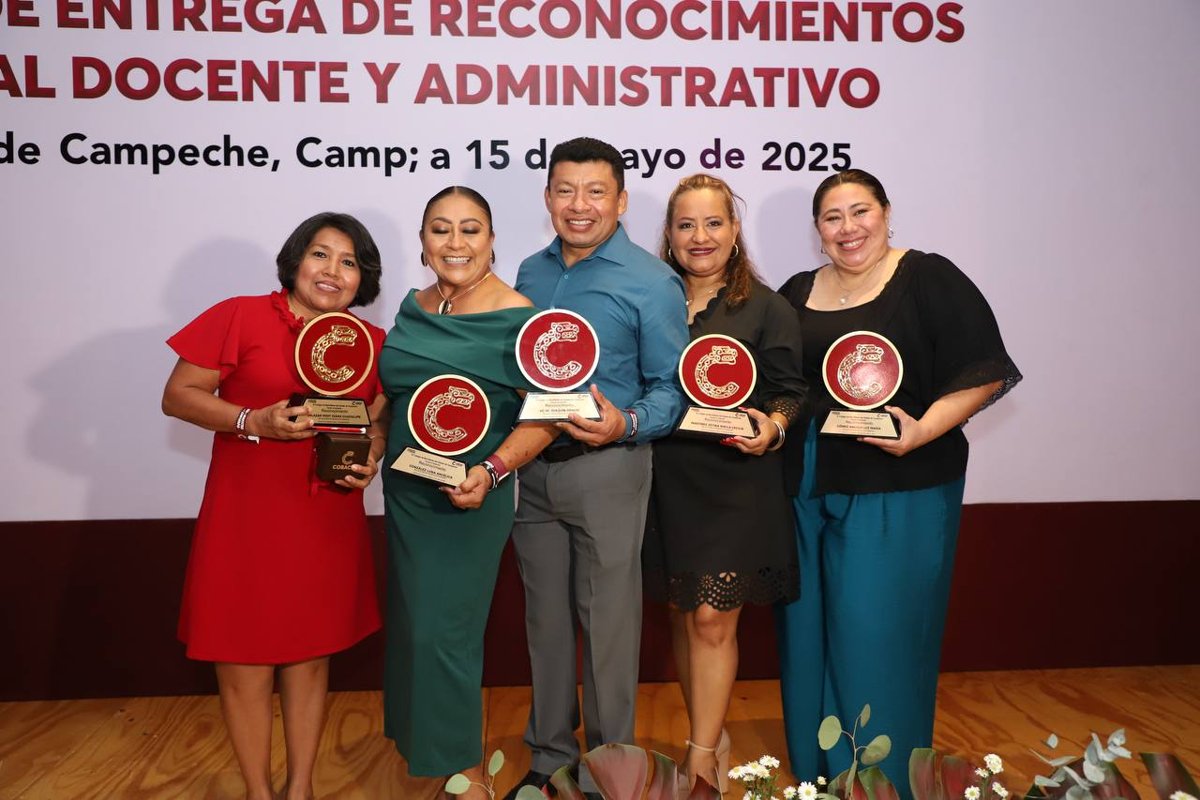 COBACAM CELEBRA Y RECONOCE A TRABAJADORES CON 20, 25 Y 30 AÑOS DE SERVICIO