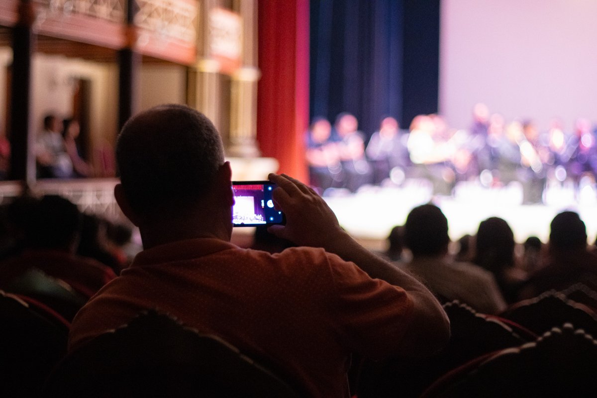 TEATRO TORO SE LLENA DE EL ENCANTO DEL VALS
