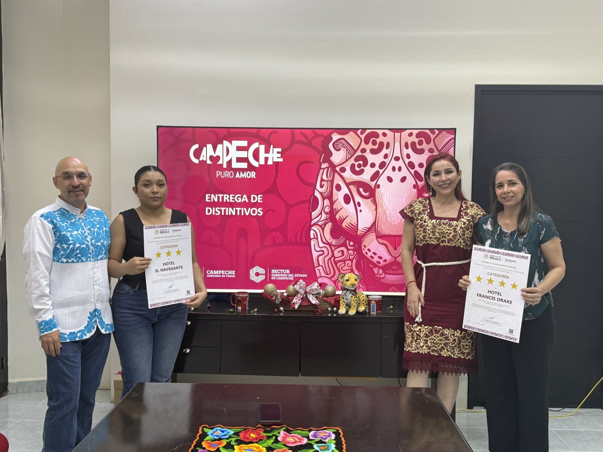 ENTREGAN DISTINTIVOS DE CALIDAD A PRESTADORES DE SERVICIOS TURÍSTICOS DE CAMPECHE