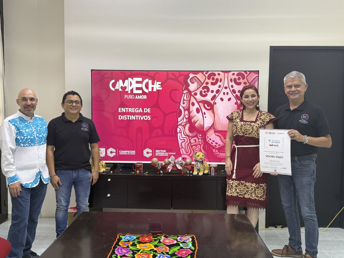 ENTREGAN DISTINTIVOS DE CALIDAD A PRESTADORES DE SERVICIOS TURÍSTICOS DE CAMPECHE