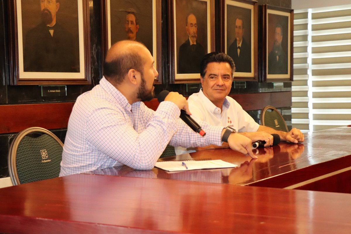 EN CALAKMUL ¡SI HAY AGUA!