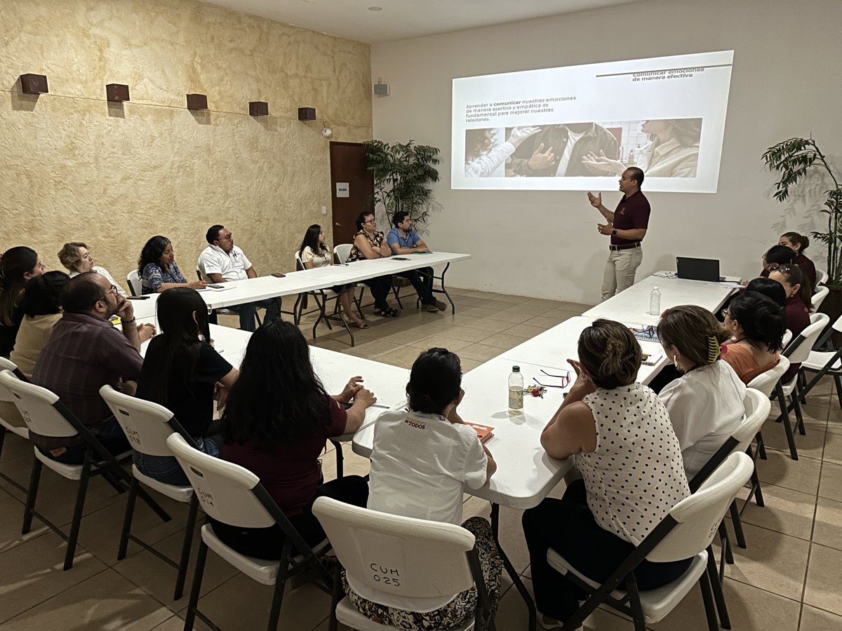 ISSSTECAM RECIBE CAPACITACIÓN POR PARTE DE LA SECRETARÍA DE SALUD