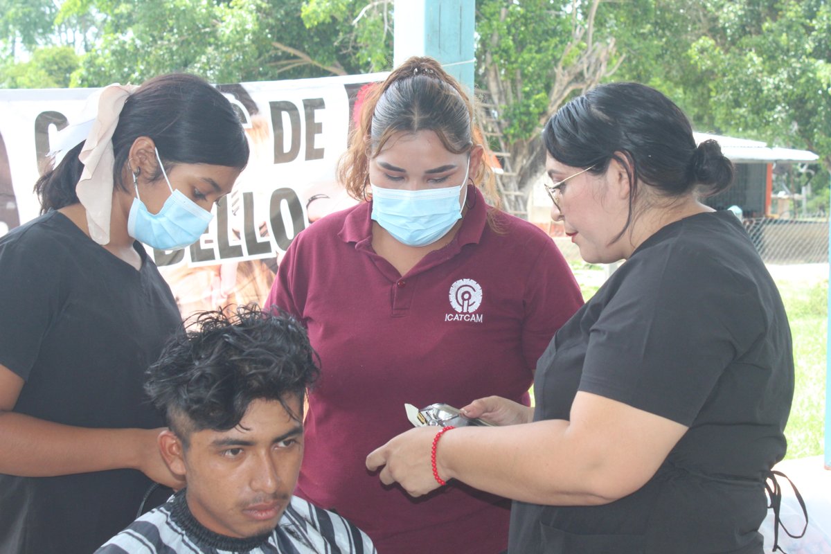 ICAT PLANTEL CANDELARIA PARTICIPÓ EN LA FERIA DE “LA SALUD EN TU BARRIO 2025” EN EL MUNICIPIO