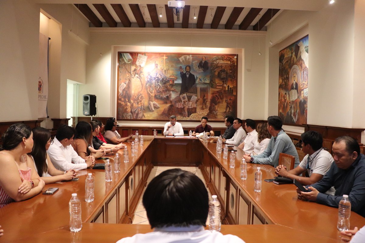 RECONOCEN A 40 EMPRESAS POR SU COMPROMISO CON LA CALIDAD TURÍSTICA EN CAMPECHE