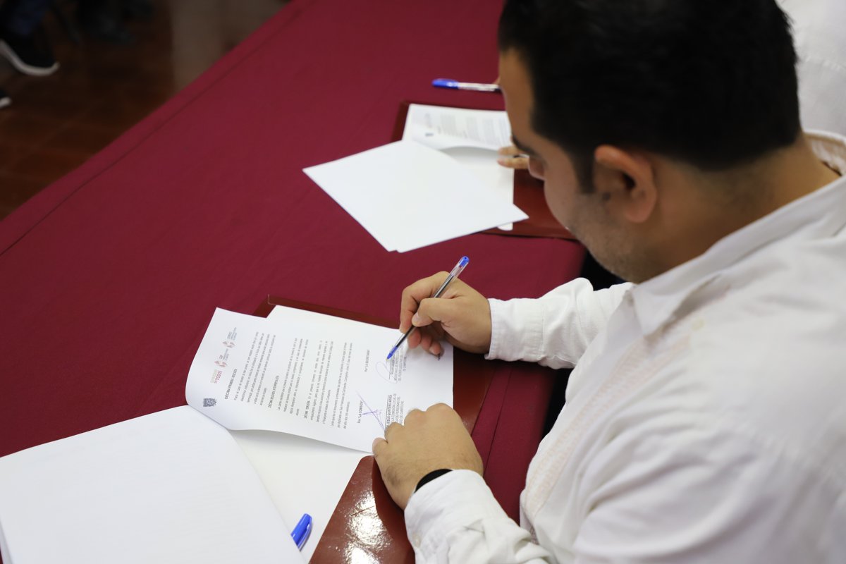 SEPROCI Y COMBUSPER FIRMAN CONVENIO