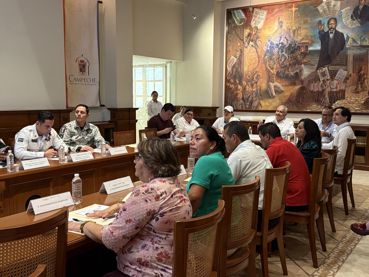 REUNIÓN PARA INSTAURAR EL COMITÉ DE SEMANA SANTA DEL PROGRAMA "HÉROES PAISANOS"