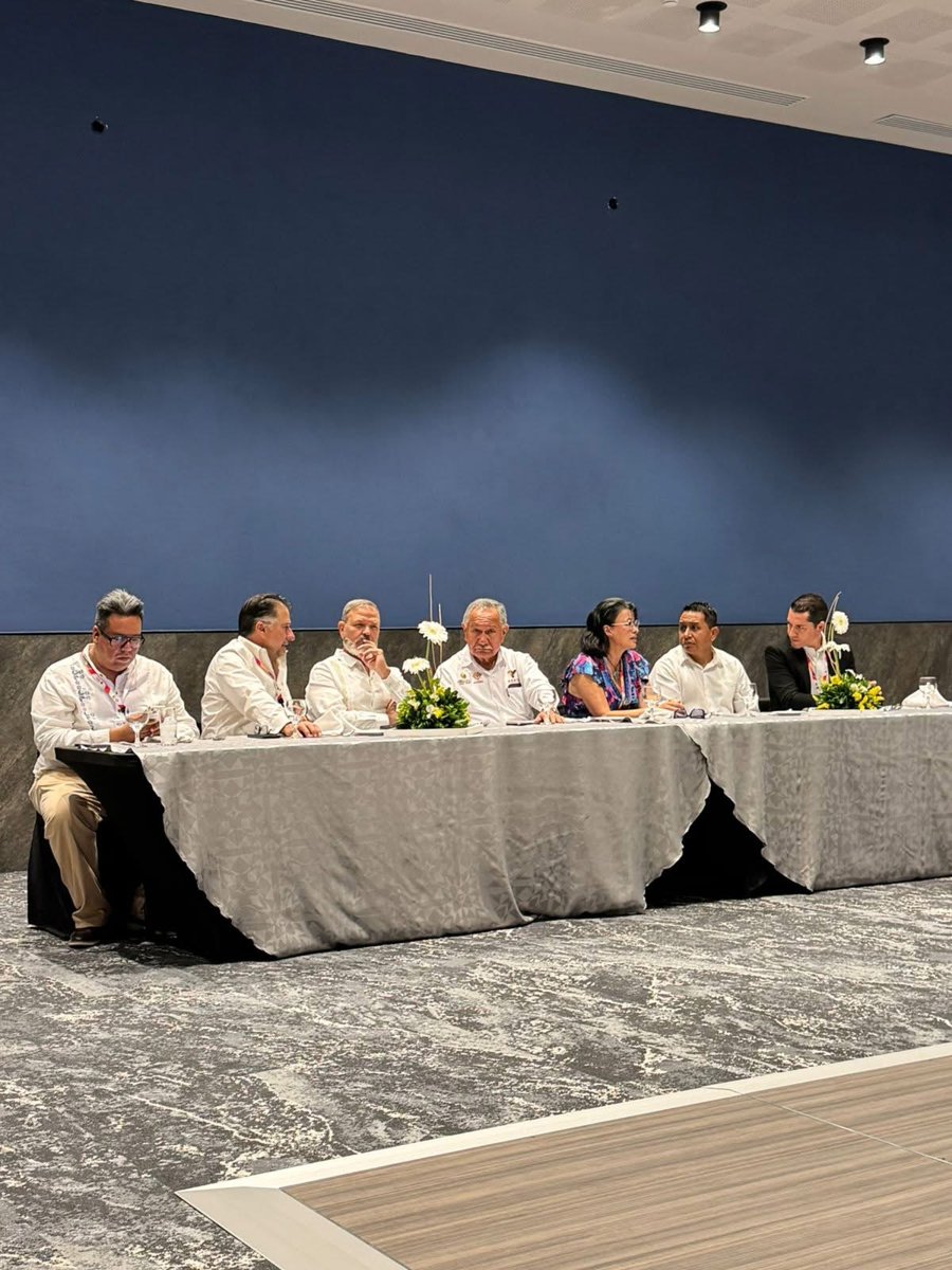 REUNIÓN DE BIENVENIDA PREVIA A LA INAUGURACIÓN DEL CONGRESO INTERNACIONAL DE DUCTOS 2025