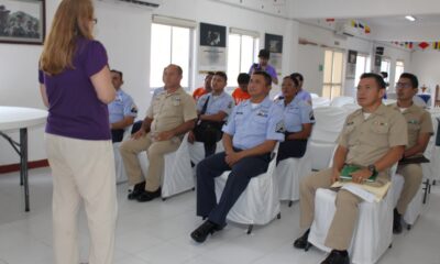 IMEC IMPARTE EL TALLER “TEJIENDO VALORES FAMILIARES” A PERSONAL DE LA REGIÓN NAVAL