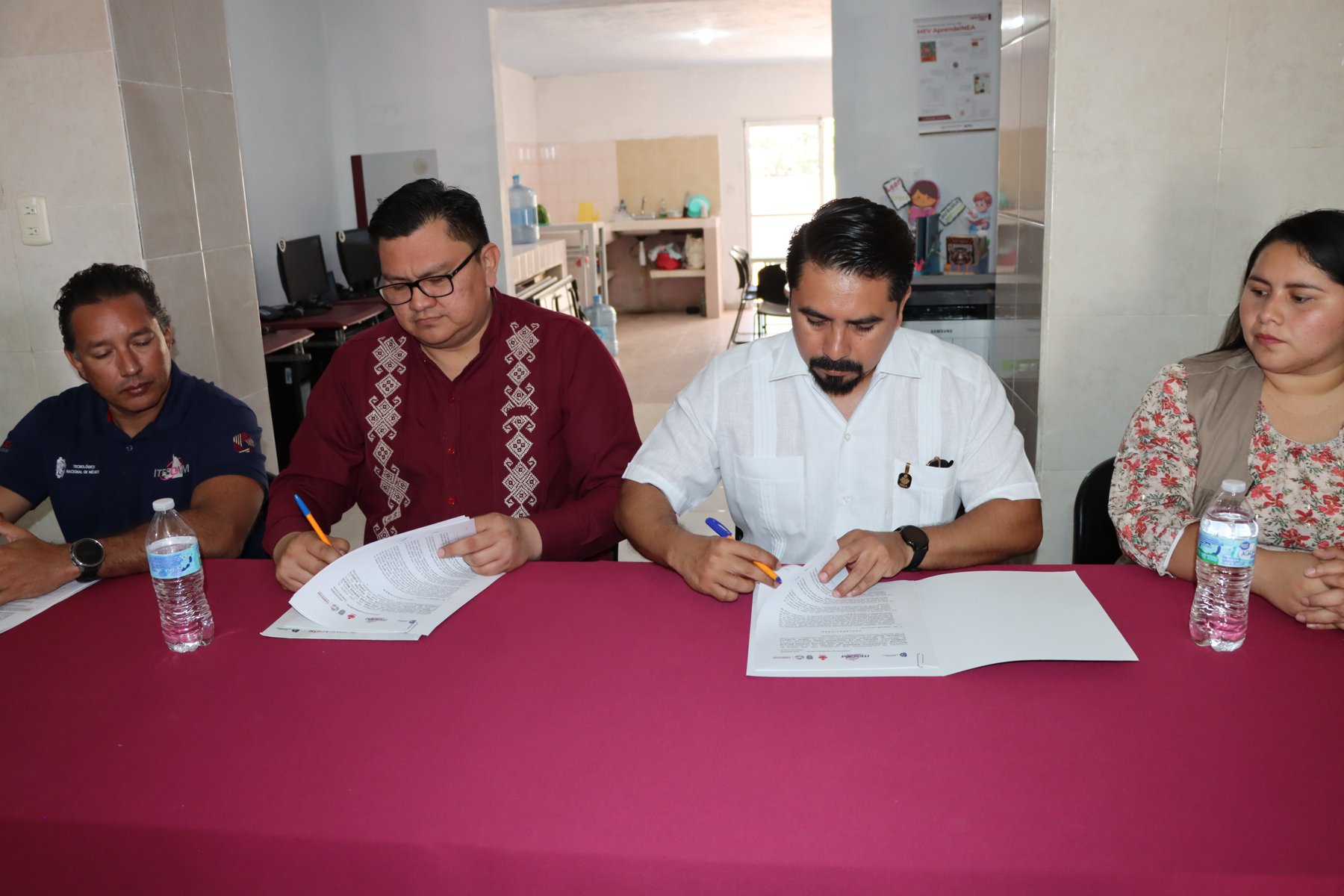 IEEA FIRMA CONVENIO EN FAVOR DE LA ALFABETIZACIÓN CON EL ITESCAM