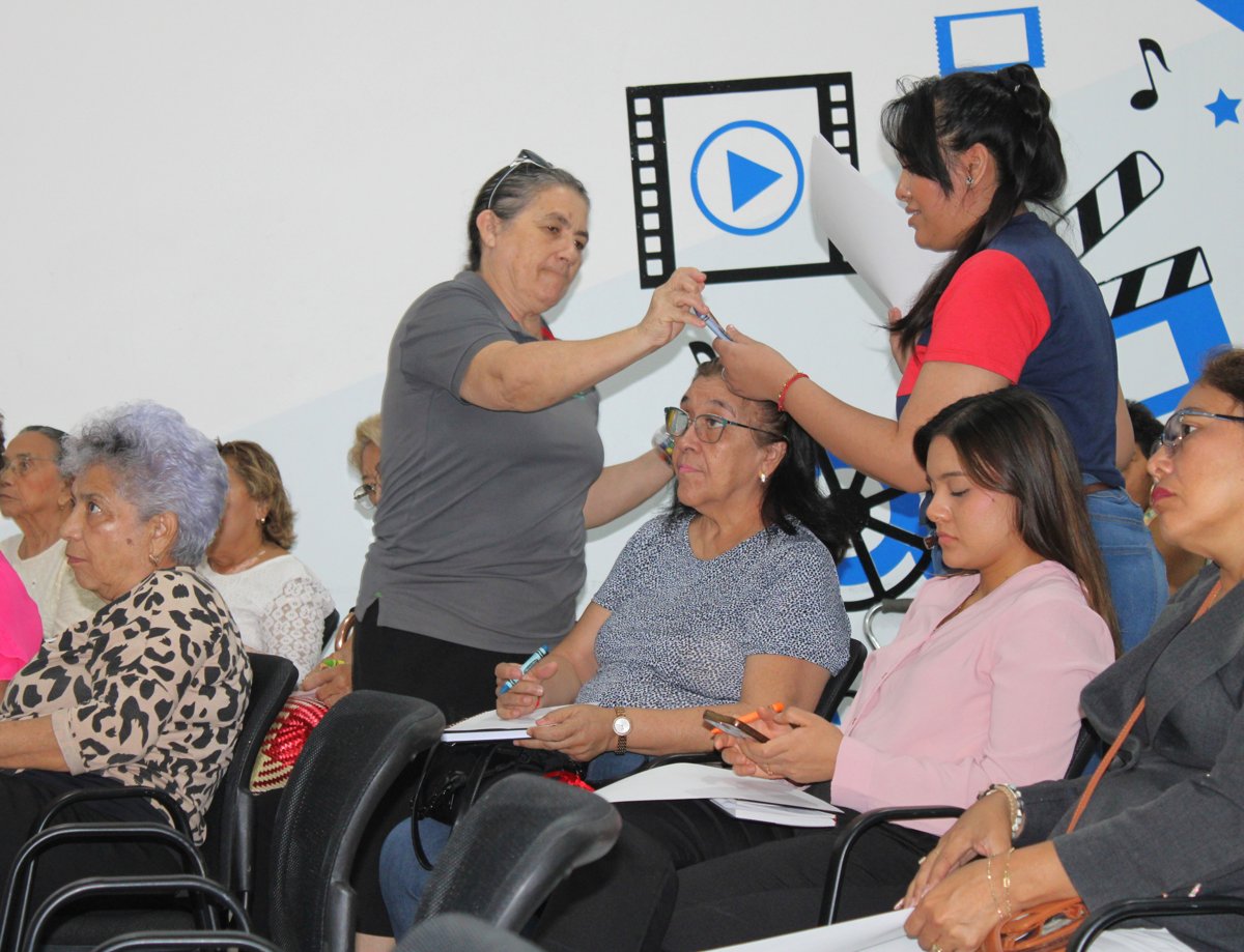 IMEC IMPARTE EL TALLER “ALEGRÍA, ENOJO, TRISTEZA… ¿ Y AHORA QUE HAGO CON TODO LO QUE SIENTO, EMOCIÓN, ARTE ?