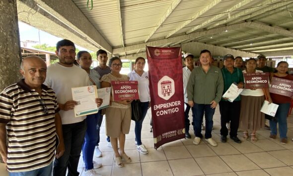 SECRETARÍA DE BIENESTAR ENTREGA APOYOS ECONÓMICOS A ALUMNOS DE EMPRENDIMIENTO DEL ICAT ACCIÓN MÓVIL PALIZADA