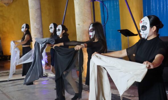 EL CENTRO CULTURAL "EL CLAUSTRO" CELEBRÓ EL FESTIVAL DE LA VIDA Y LA MUERTE