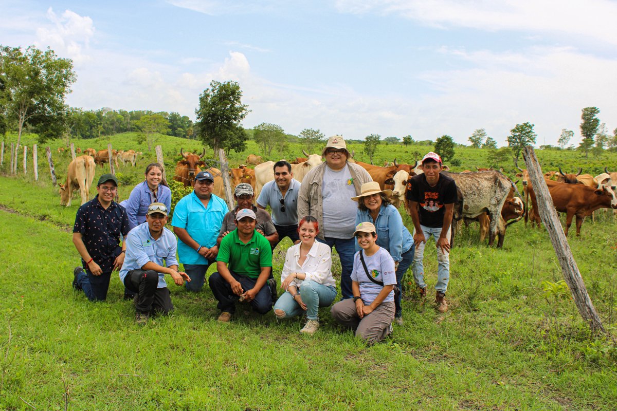 PROGRAMA NACIONAL DE RESTAURACIÓN VISITA CASOS DE ÉXITO EN EL CORREDOR BIOLÓGICO BALM BEH