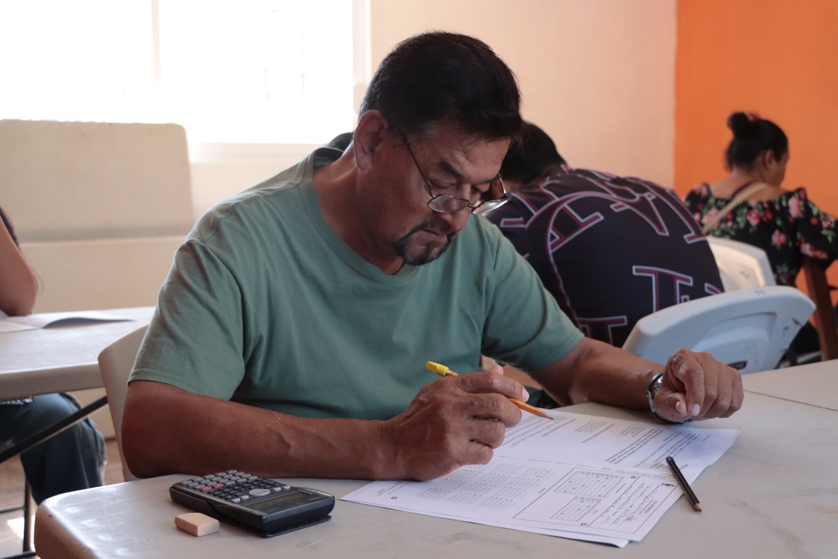 “APLICACIÓN DE EXÁMENES PARA ACREDITAR EDUCACIÓN BÁSICA DE PERSONAS JÓVENES Y ADULTAS DE 15 AÑOS O MÁS”