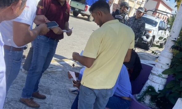 ICAT ACCIÓN MÓVIL PALIZADA REALIZÓ VOLANTEO PARA PROMOCIÓN DE CURSOS A IMPARTIR EN FEBRERO