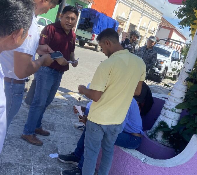 ICAT ACCIÓN MÓVIL PALIZADA REALIZÓ VOLANTEO PARA PROMOCIÓN DE CURSOS A IMPARTIR EN FEBRERO