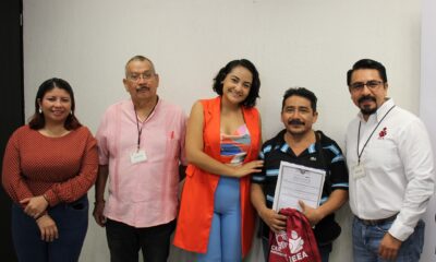 TRES PERSONAS TRABAJADORAS DE GK FOUNDATION CONCLUYEN LOS NIVELES DE PRIMARIA Y SECUNDARIA EN EL IEEA