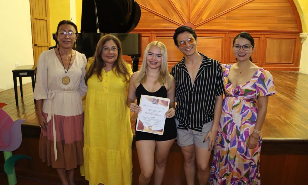 ARTE, IDENTIDAD Y ORGULLO: CONCLUYE CON ÉXITO EL TALLER DRAG “DRAG & ARTE EN MOVIMIENTO” EN EL MARCO DE LAS JORNADAS INTERINSTITUCIONALES DE LA INCLUSIÓN
