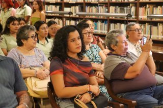 “CONECTANDO CON EL PASADO”: PERIODISTA Y ESCRITORA LLAMA A RESCATAR TRADICIONES CAMPECHANAS ANTE LA MODERNIDAD
