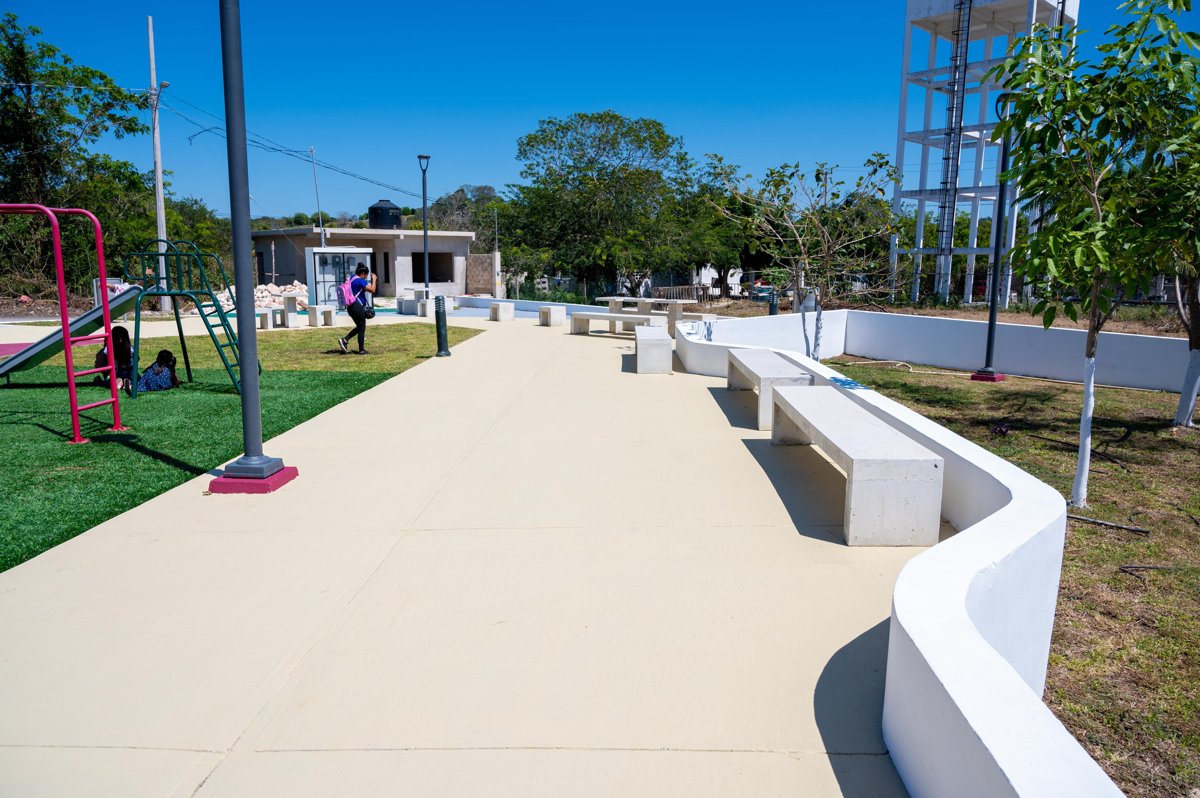 LA GOBERNADORA, LAYDA SANSORES SAN ROMÁN, INAUGURÓ OBRAS DE BENEFICIO PRODUCTIVO Y COMUNITARIO POR $7.5 MILLONES EN EL MUNICIPIO DE CAMPECHE