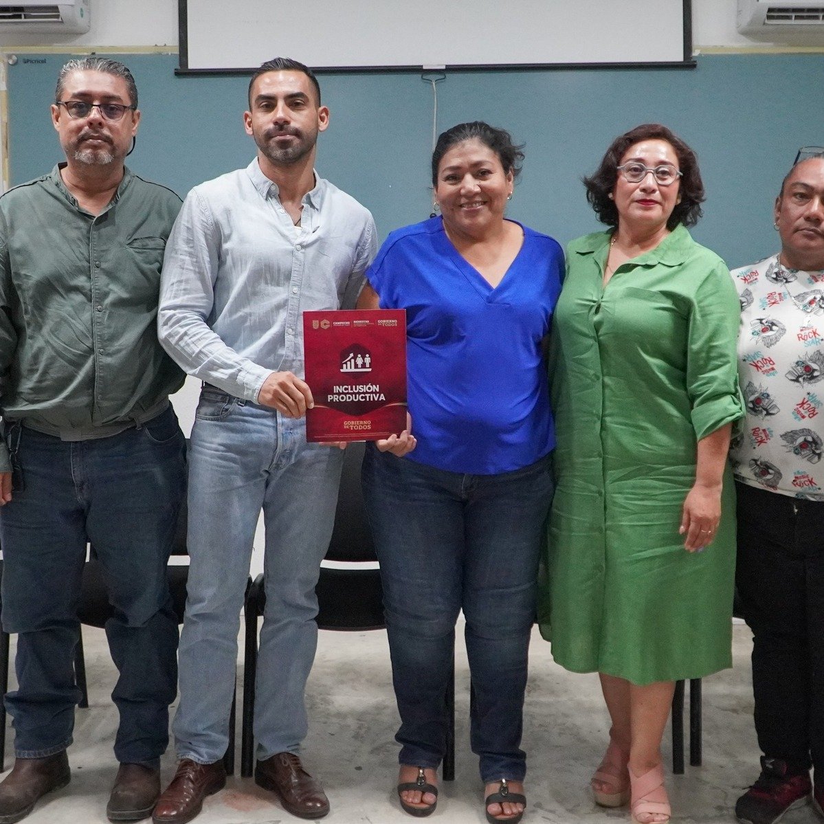 BIENESTAR ENTREGA APOYOS DE INCLUSIÓN PRODUCTIVA EN CARMEN