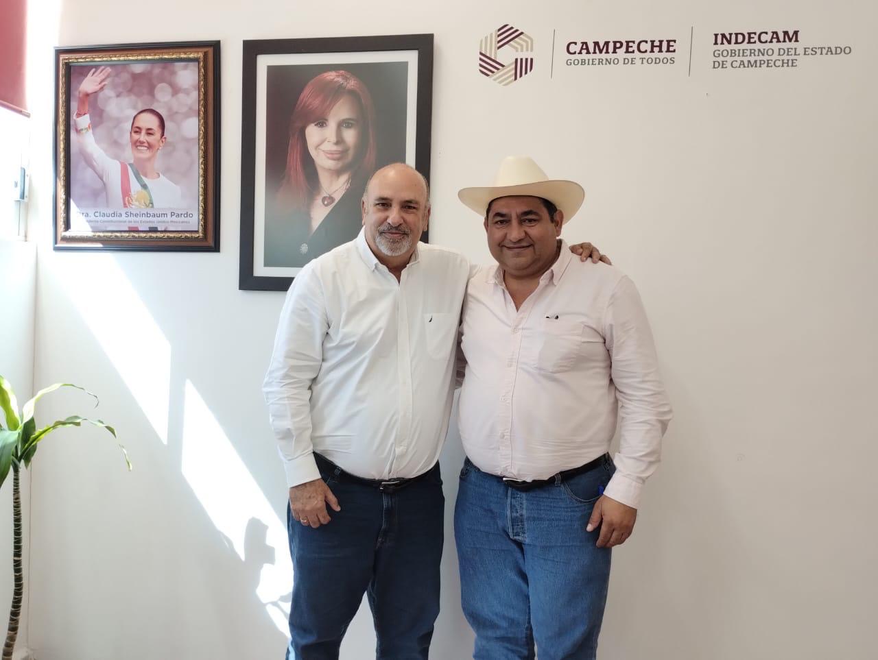INTERESANTE REUNIÓN DE TRABAJO ENTRE EL DIRECTOR DEL INDECAM Y EL ALCALDE DE CANDELARIA