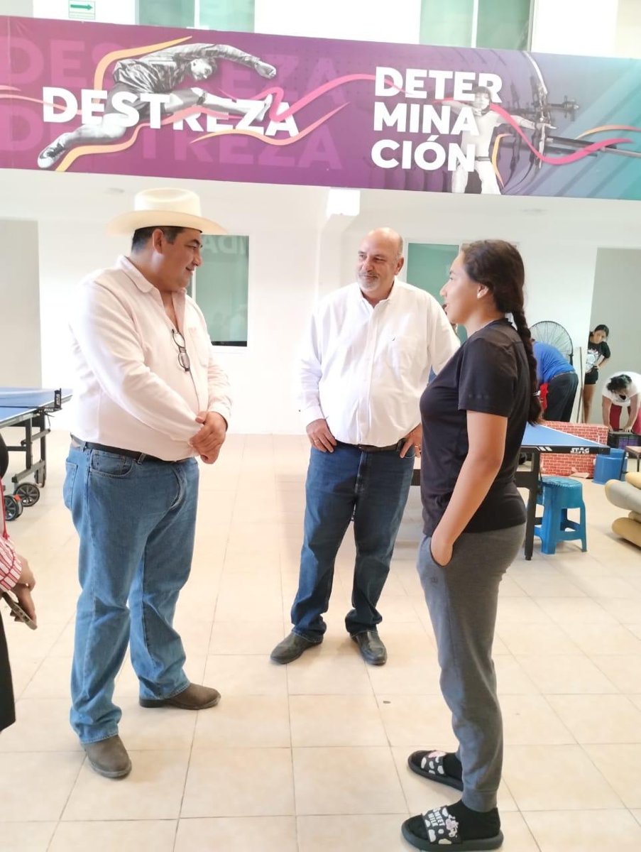INTERESANTE REUNIÓN DE TRABAJO ENTRE EL DIRECTOR DEL INDECAM Y EL ALCALDE DE CANDELARIA