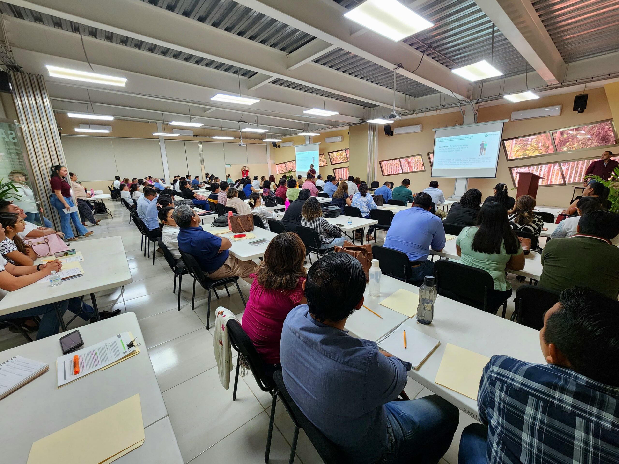 Se Une Personal Docente Para Mejorar Las Prácticas Educativas En Los Centros Escolares