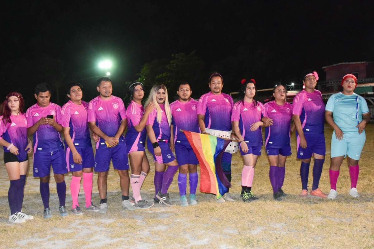 FOMENTAN EL DEPORTE CON PARTIDO AMISTOSO EN ISLA AGUADA