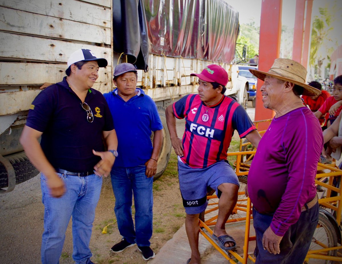 ENTREGA DE FERTILIZANTE EN HECELCHAKÁN