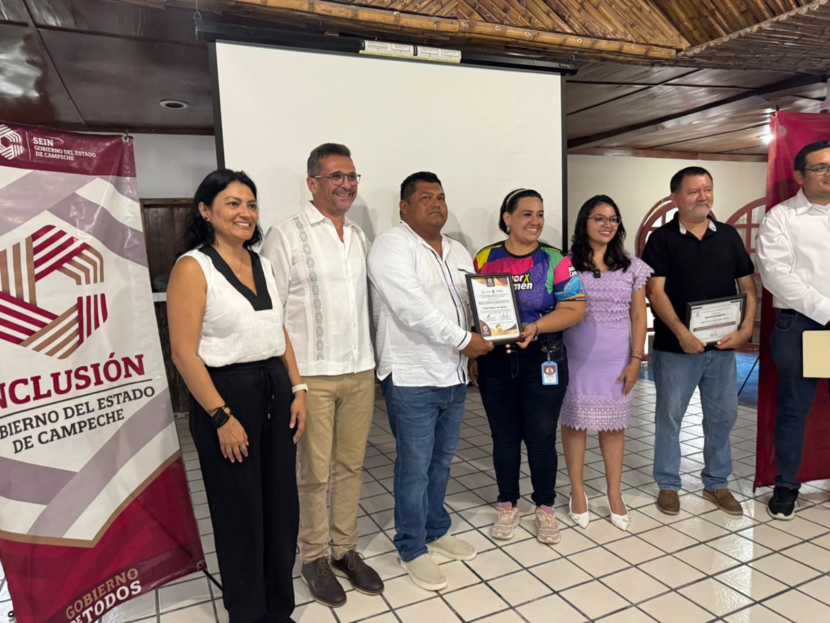 CLAUSURA DEL TALLER DE LENGUA DE SEÑAS MEXICANA PARA PRESTADORES DE SERVICIOS TURÍSTICOS DE LOS PUEBLOS MÁGICOS DE CAMPECHE