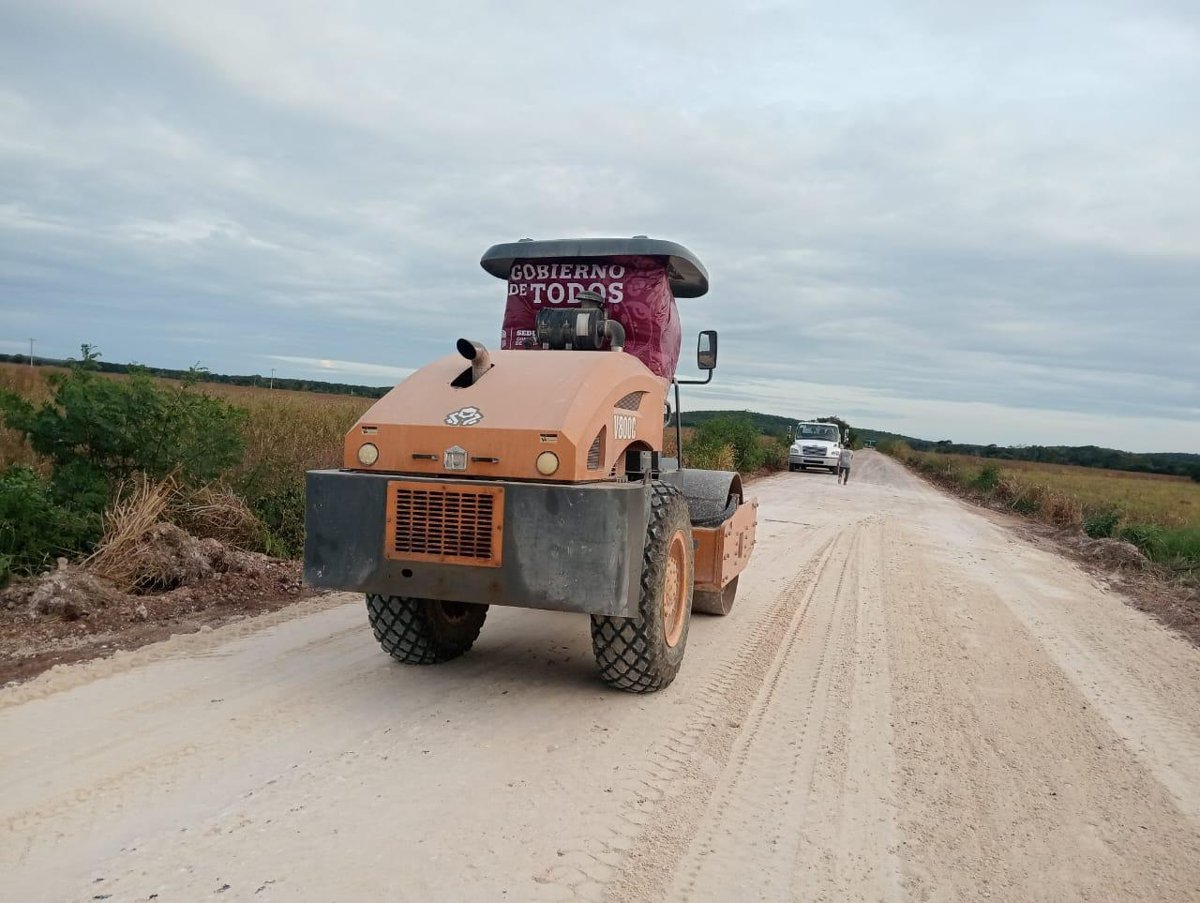 RECONSTRUCCIÓN DE LA CARRETERA PICH-LOS LAURELES (TRAMOS AISLADOS), LOCALIDAD LOS LAURELES, MUNICIPIO CHAMPECHE